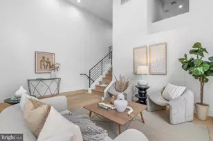 237 N 23rd St, Philadelphia, PA 19103 - Photo 3