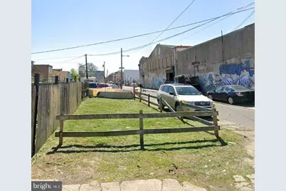 194 W Birch Street, Philadelphia, PA 19133 - Photo 1