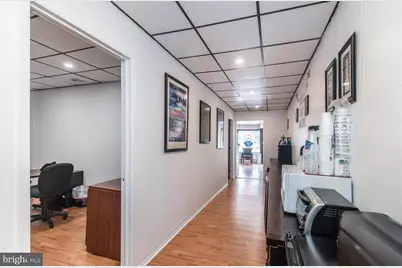 8304 Bustleton Avenue, Philadelphia, PA 19152 - Photo 17