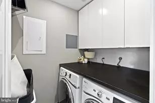 204 W Laurel St, Philadelphia, PA 19123 - Photo 21