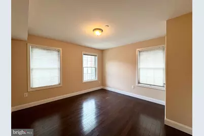 1014 E Moyamensing Avenue, Philadelphia, PA 19147 - Photo 9