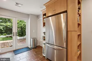 1911 Mt Vernon St, Philadelphia, PA 19130 - Photo 9