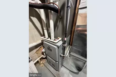 5353 N Sydenham Street, Philadelphia, PA 19141 - Photo 13