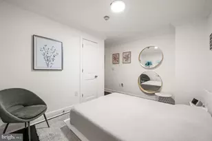 1701 Locust St, Philadelphia, PA 19103 - Photo 9