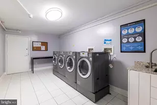 2001 Hamilton St, Philadelphia, PA 19130 - Photo 31