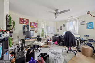 218 S 45th St, Philadelphia, PA 19104 - Photo 3