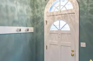 1831 Mutli-Unit Spruce St, Philadelphia, PA 19103 - Photo 3