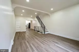 2446 S Woodstock St, Philadelphia, PA 19145 - Photo 5