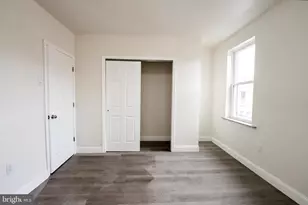 2446 S Woodstock St, Philadelphia, PA 19145 - Photo 21