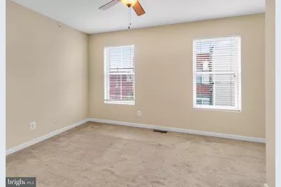 909 N 19th Street #B, Philadelphia, PA 19130 - Photo 15