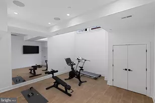 742 S Broad St, Philadelphia, PA 19146 - Photo 35