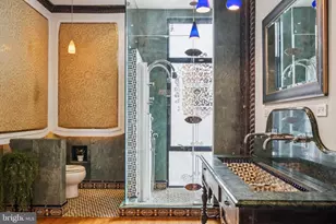 1818 Delancey Pl, Philadelphia, PA 19103 - Photo 25