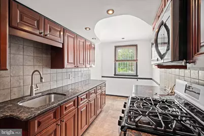 2426 S Rosella Street, Philadelphia, PA 19153 - Photo 11