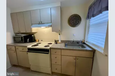 790 S Front Street #R1, Philadelphia, PA 19147 - Photo 3