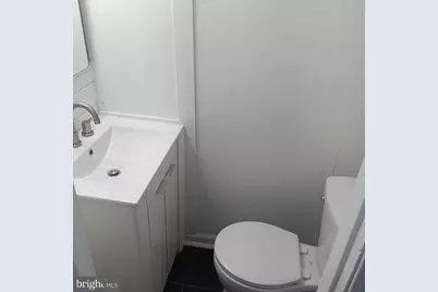 1911 N Lawrence Street, Philadelphia, PA 19122 - Photo 11