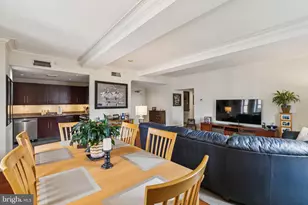 219 S 18th St, Philadelphia, PA 19103 - Photo 7