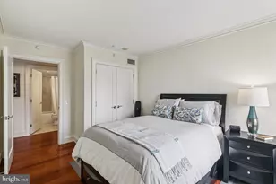 219 S 18th St, Philadelphia, PA 19103 - Photo 17