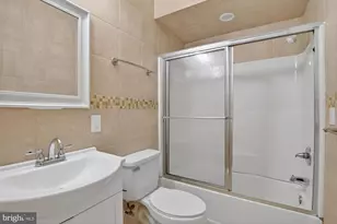 1802 E Huntingdon St, Philadelphia, PA 19125 - Photo 11