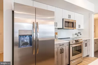 629 W Girard Avenue #203, Philadelphia, PA 19123 - Photo 31