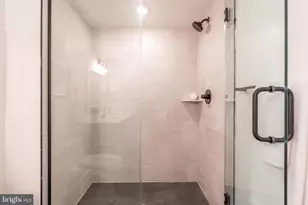 629 W Girard Ave, Philadelphia, PA 19123 - Photo 33