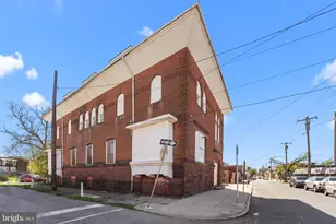 4619 Longshore Ave, Philadelphia, PA 19135 - Photo 15