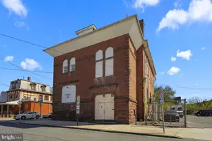 4619 Longshore Ave, Philadelphia, PA 19135 - Photo 17