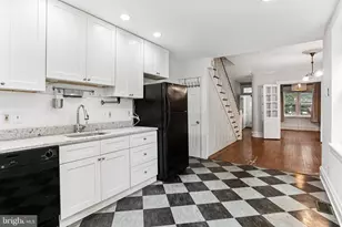 2335 Christian St, Philadelphia, PA 19146 - Photo 11