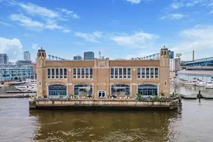 7 N Christopher Columbus Blvd, Philadelphia, PA 19106 - Photo 3