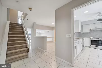 7 N Christopher Columbus Boulevard #130, Philadelphia, PA 19106 - Photo 17