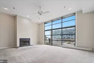 7 N Christopher Columbus Blvd, Philadelphia, PA 19106 - Photo 1