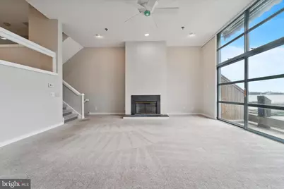 7 N Christopher Columbus Boulevard #130, Philadelphia, PA 19106 - Photo 9