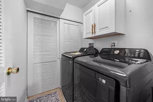 2124 W Reserve Dr, Philadelphia, PA 19145 - Photo 27