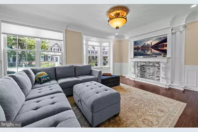 2124 W Reserve Drive, Philadelphia, PA 19145 - Photo 1