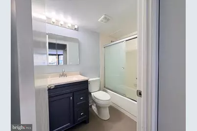 2020 Walnut Street #6C, Philadelphia, PA 19103 - Photo 9