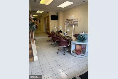 2324 E Allegheny Avenue, Philadelphia, PA 19134 - Photo 3