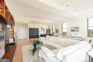 210 W Washington Square, Philadelphia, PA 19106 - Photo 17