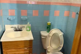 2642 S 17th St, Philadelphia, PA 19145 - Photo 7