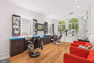 932 Locust St, Philadelphia, PA 19107 - Photo 5