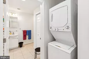 932 Locust St, Philadelphia, PA 19107 - Photo 19