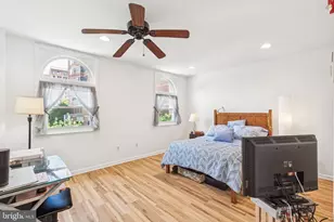 932 Locust St, Philadelphia, PA 19107 - Photo 17