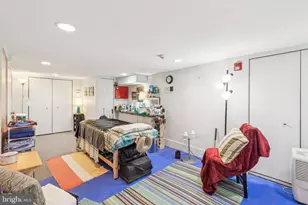 932 Locust St, Philadelphia, PA 19107 - Photo 9