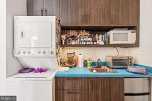 932 Locust St, Philadelphia, PA 19107 - Photo 7