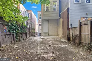 1307 S Hanson St, Philadelphia, PA 19143 - Photo 9