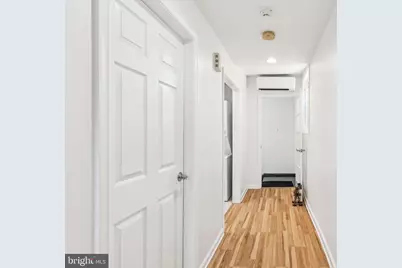 932 Locust Street, Philadelphia, PA 19107 - Photo 19