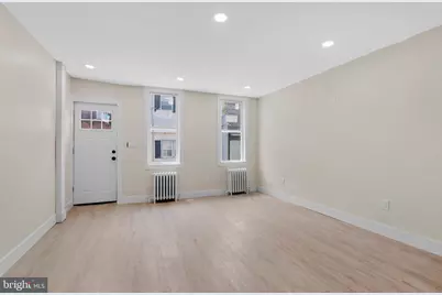 2001 S Mildred Street, Philadelphia, PA 19148 - Photo 7