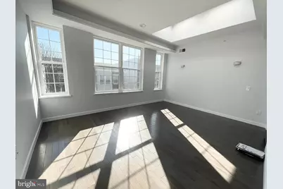 1334 N 7th Street, Philadelphia, PA 19122 - Photo 1