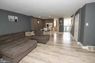 4207 Fairdale Rd, Philadelphia, PA 19154 - Photo 7