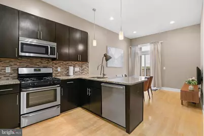 884 N Lawrence Street, Philadelphia, PA 19123 - Photo 5