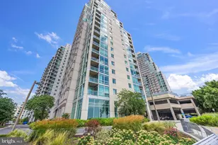 901 N Penn St, Philadelphia, PA 19123 - Photo 1