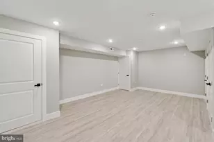 2401 N 2nd St, Philadelphia, PA 19133 - Photo 9